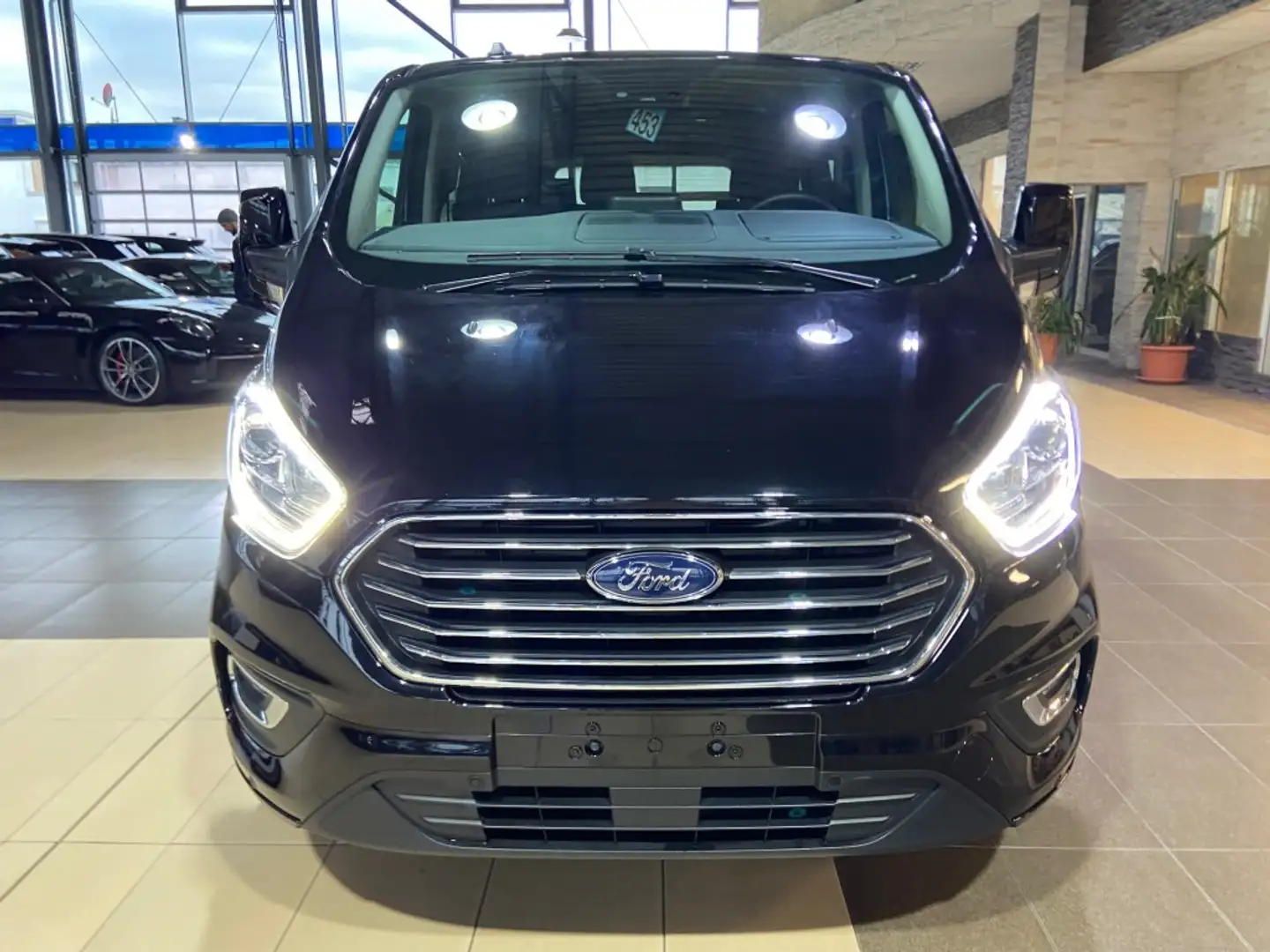 Ford Tourneo Custom 320 L2 Titanium X Garantie Navi Schwarz - 2