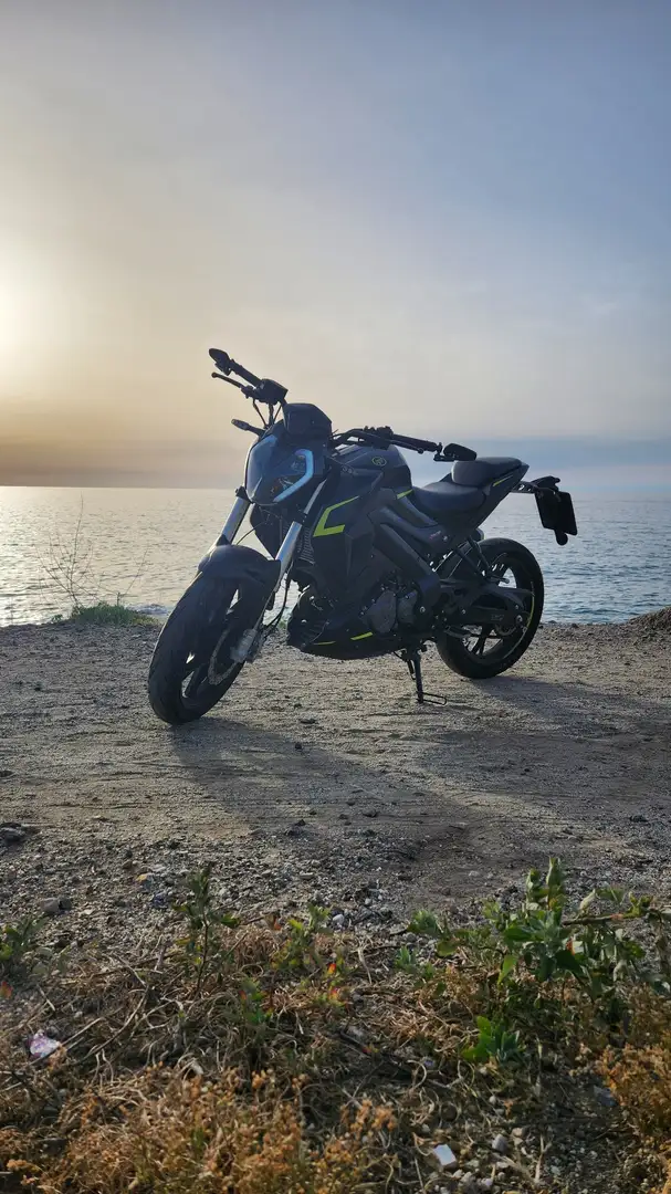 Keeway RKF 125 Black - 1