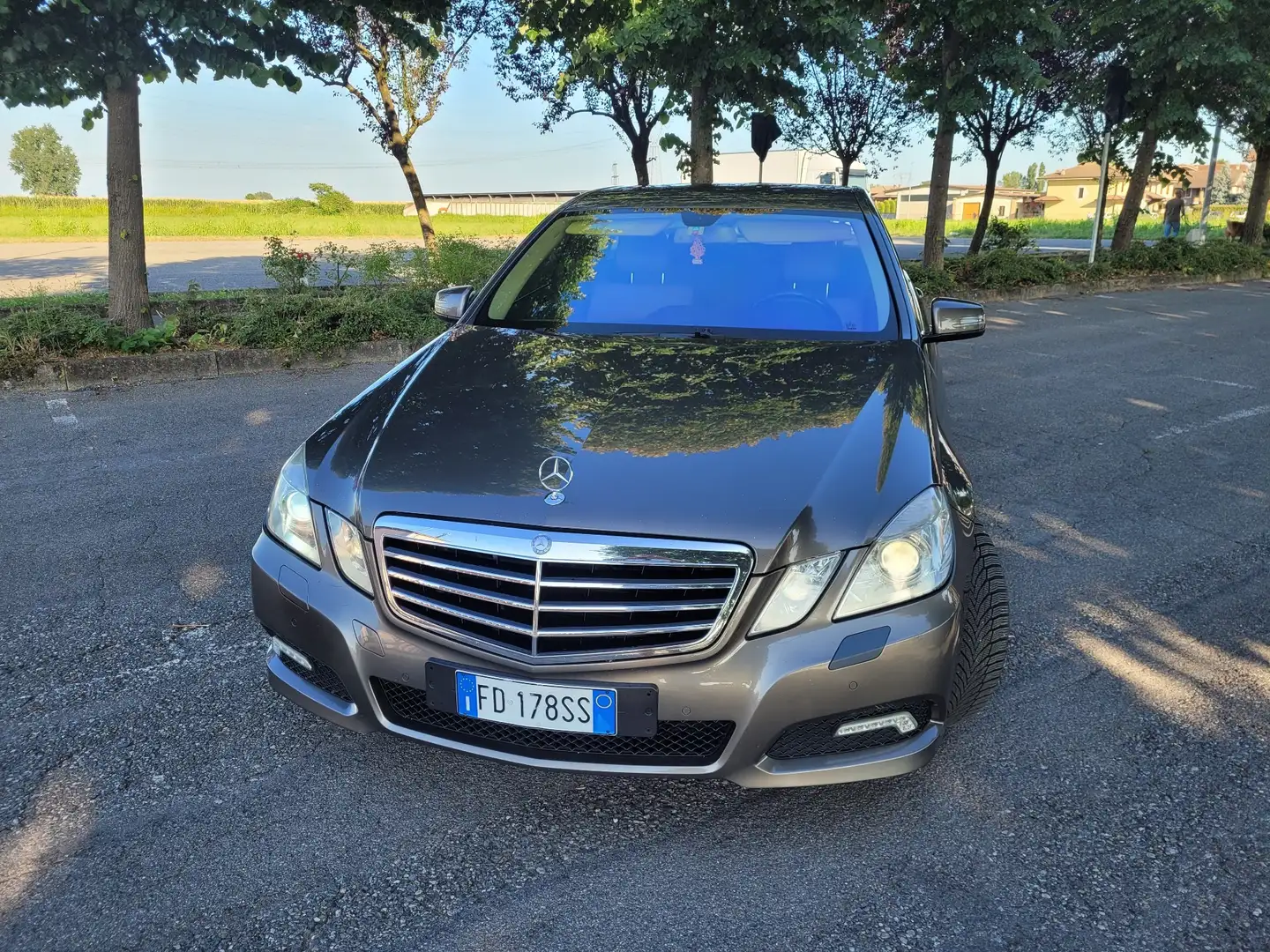 Mercedes-Benz E 220 CDI Avantgarde - 2