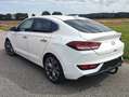 Hyundai i30 i30 Fastback 1,4 T-GDi Style DCT Aut. Weiß - thumbnail 4
