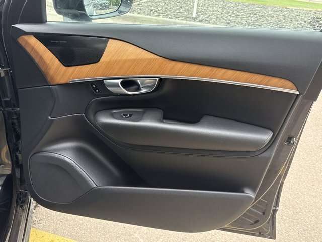2021 Volvo XC90 Inscription Expression thumb 27