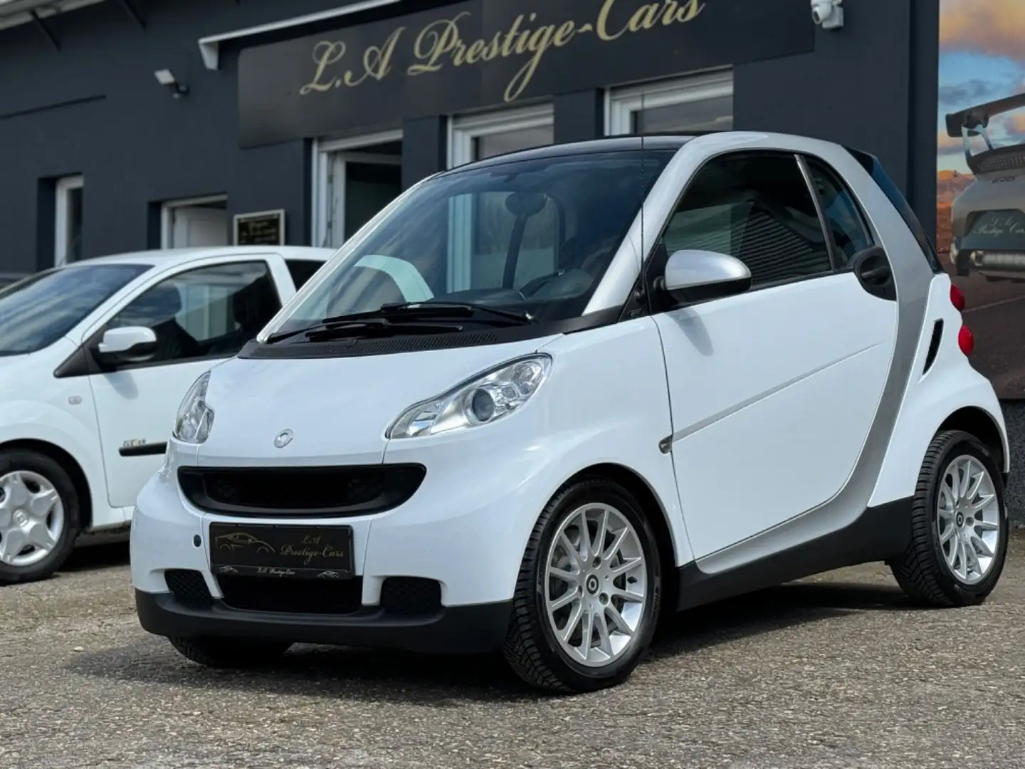smart forTwo Fortwo Coupe Micro Hybrid Drive Passion*Garantie Blanc - 1