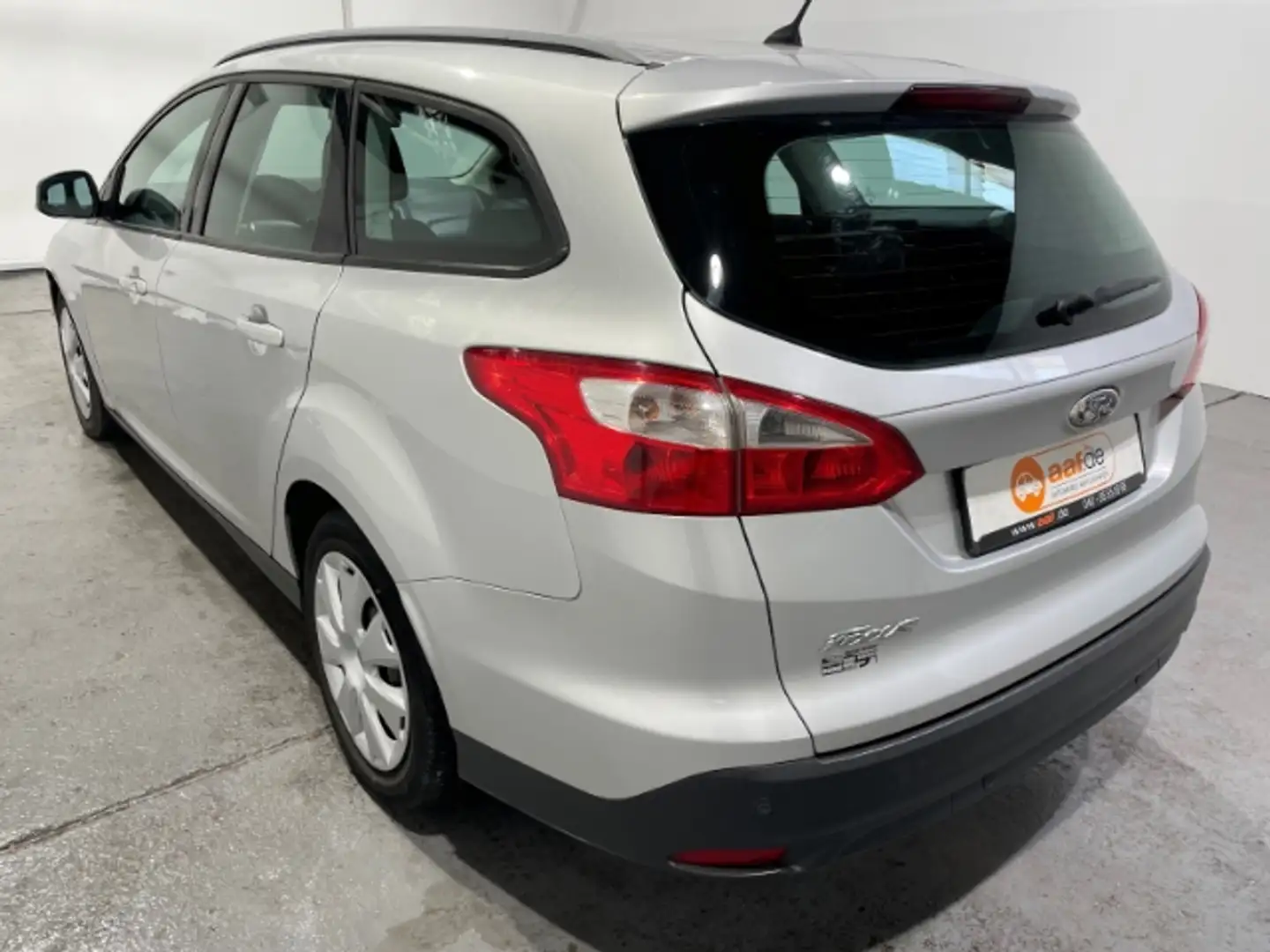 Ford Focus Turnier 1.6 Ti-VCT Trend Klima PDC Silber - 2