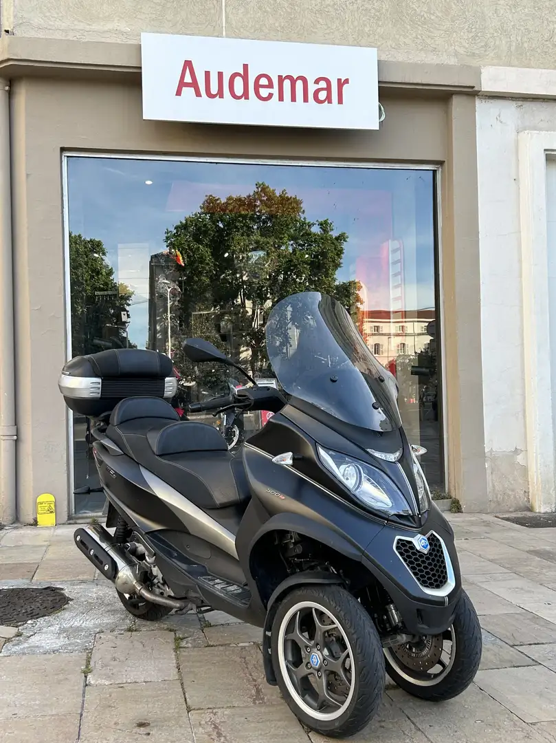 Piaggio MP3 500 Negro - 1