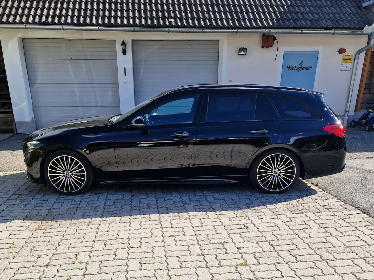 Mercedes-Benz C 220 C 220d T Aut. Schwarz - 2