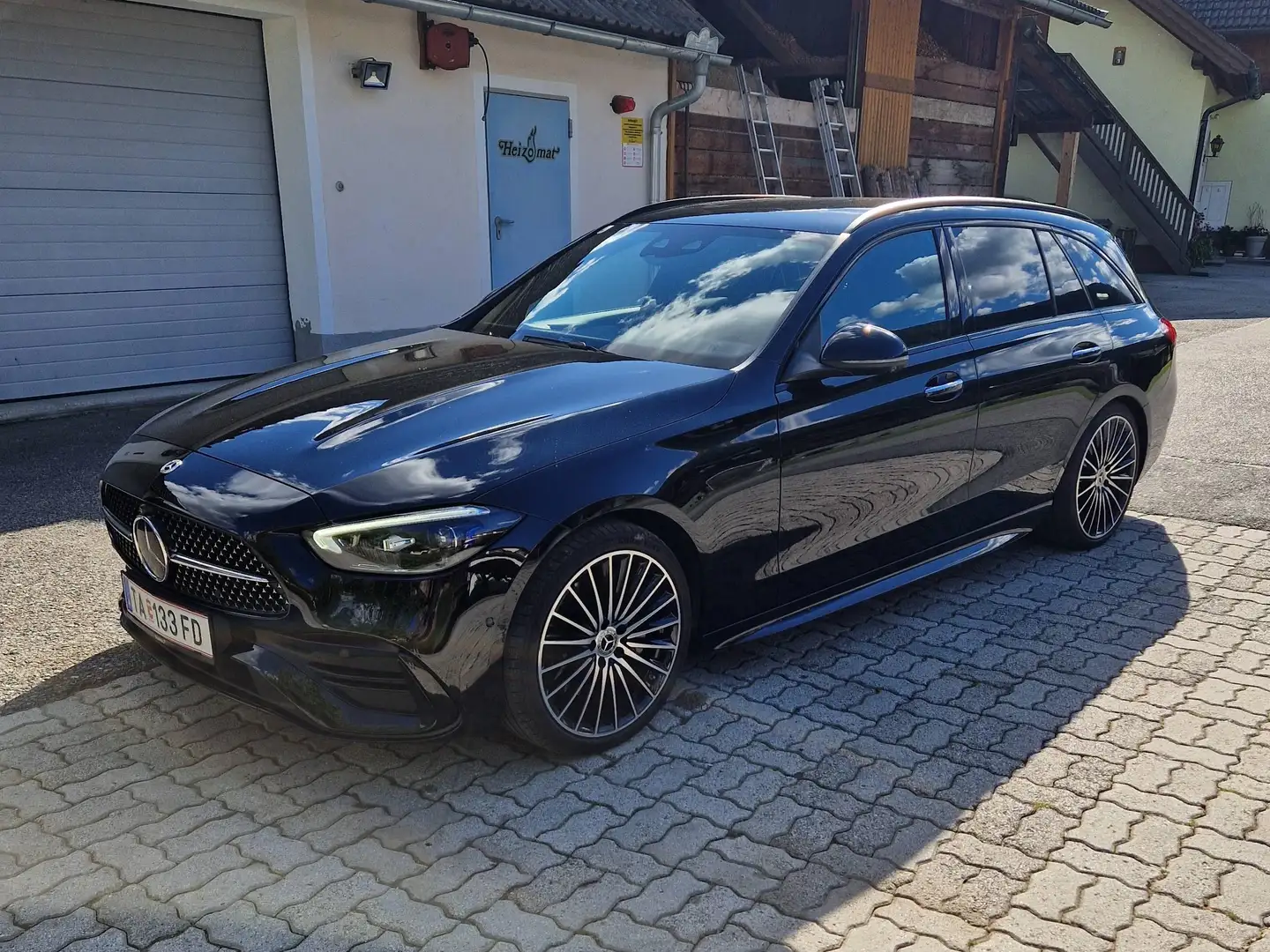 Mercedes-Benz C 220 C 220d T Aut. Schwarz - 1