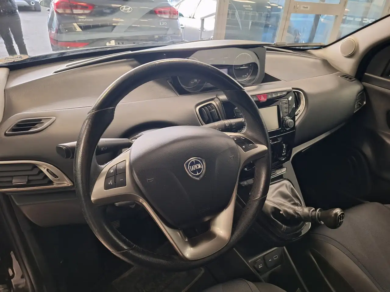 Lancia Ypsilon 2021