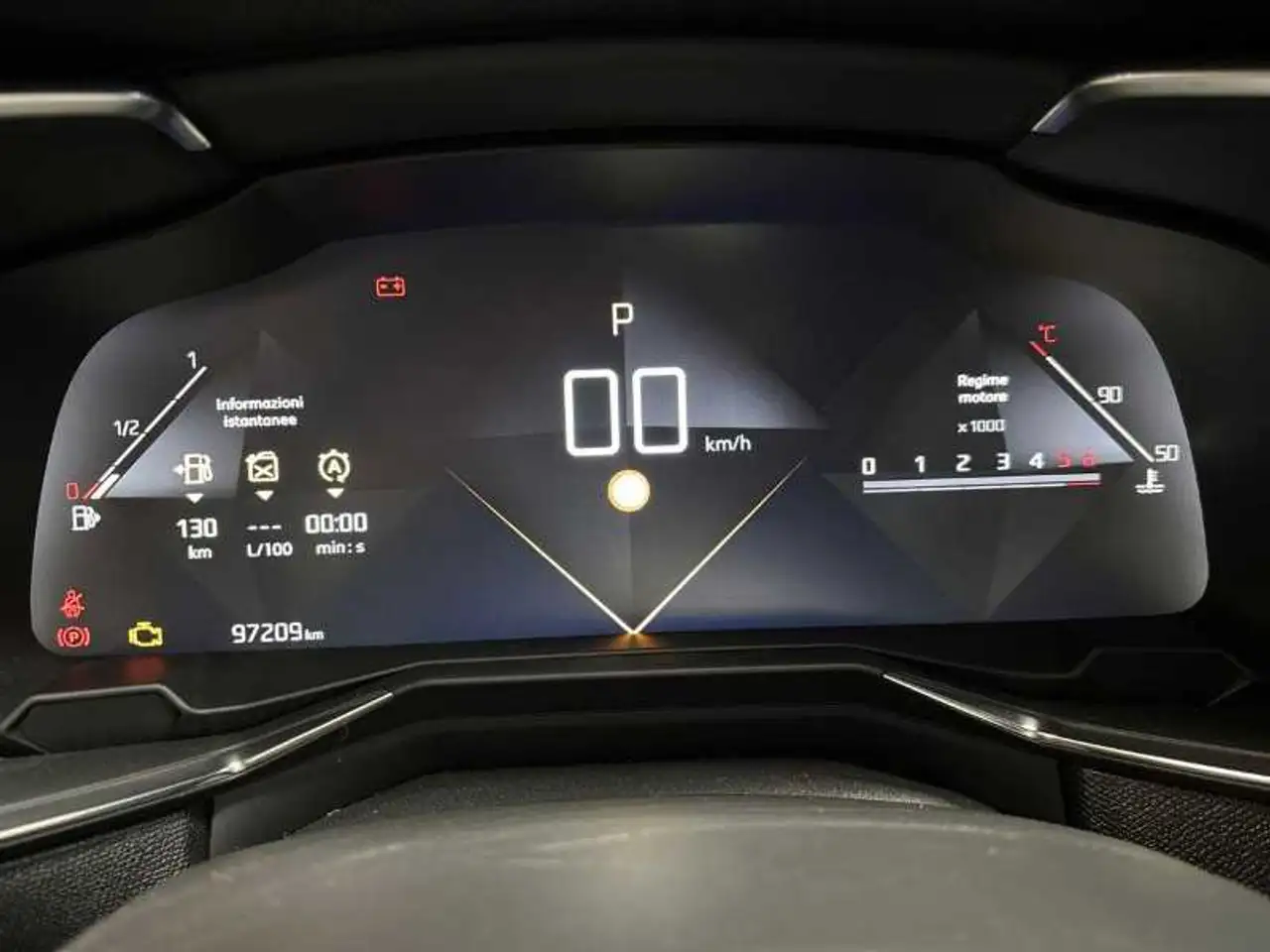 DS Automobiles DS 7 Crossback 2022 — фото 12
