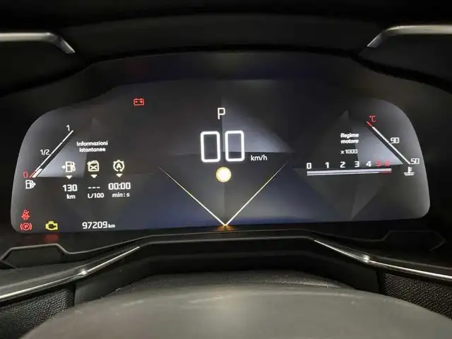 DS Automobiles DS 7 Crossback view 12