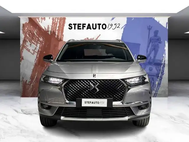 DS Automobiles DS 7 Crossback view 2