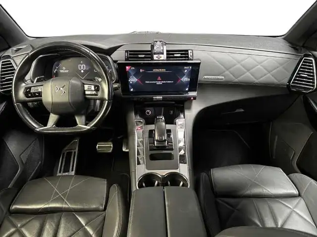 DS Automobiles DS 7 Crossback view 13