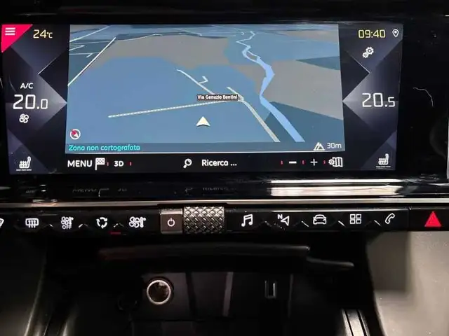 DS Automobiles DS 7 Crossback view 18