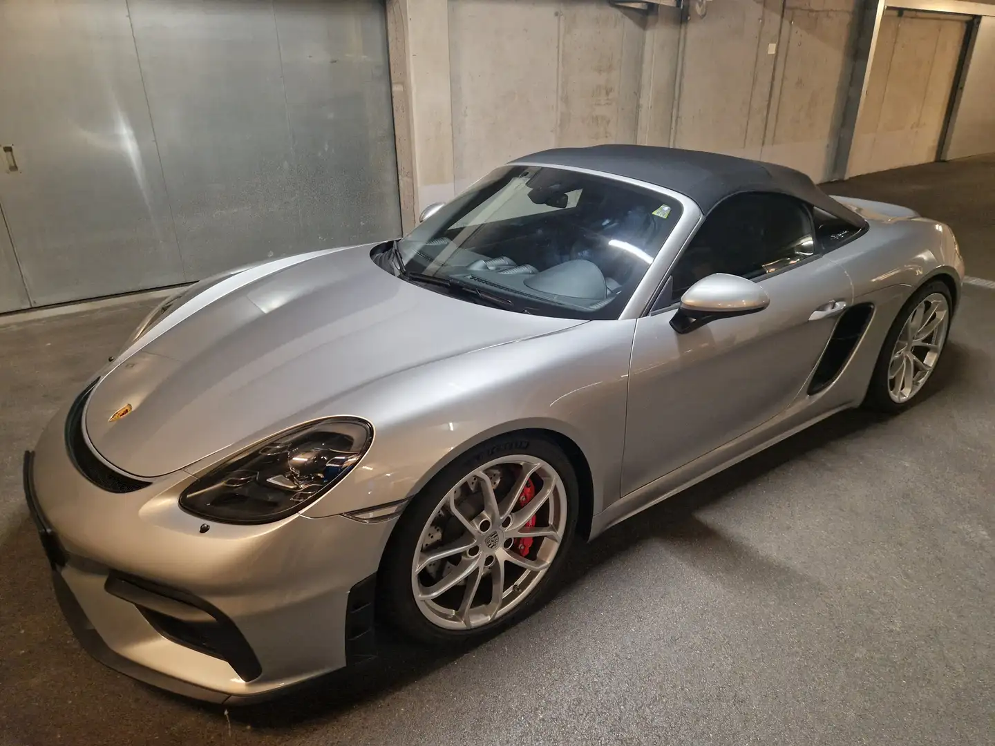 Porsche Boxster 718 Spyder APPROVED-Traumzustand-BOSE-18 W.Sitze- Plateado - 1