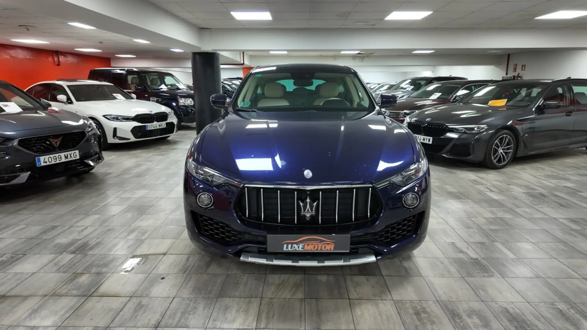 Maserati Levante Diesel Aut. Azul - 2