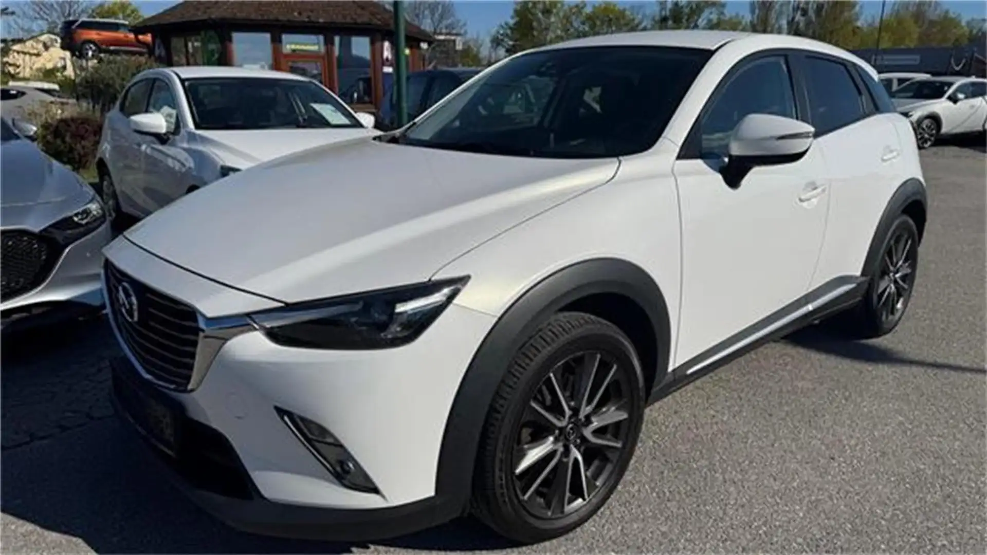 Mazda CX-3 G120 Revolution Aut. Weiß - 1