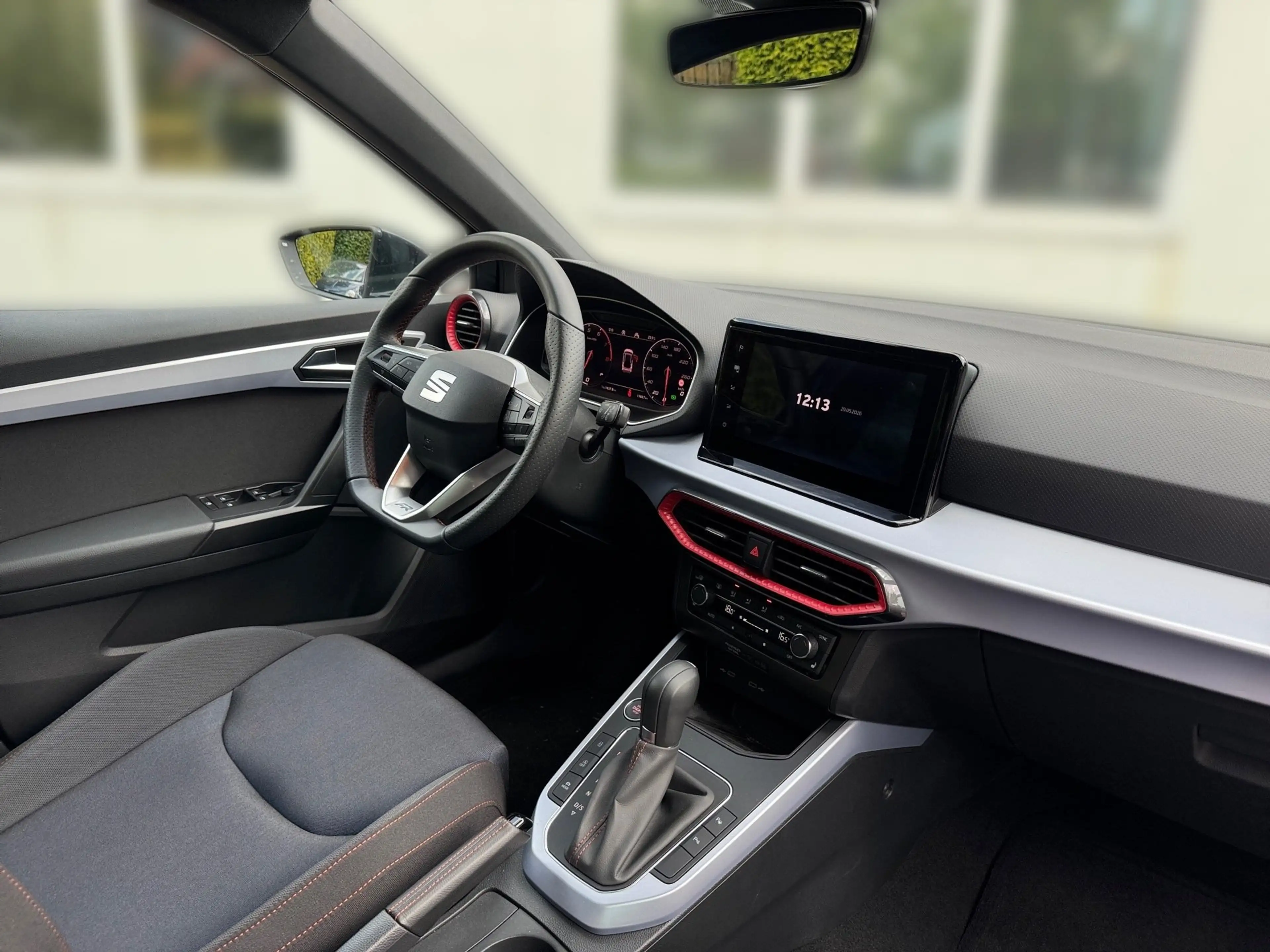 SEAT Arona 1.5 TSI FR DSG+ACC+AUT+LED+Navi+Virtual+LM — photo 9