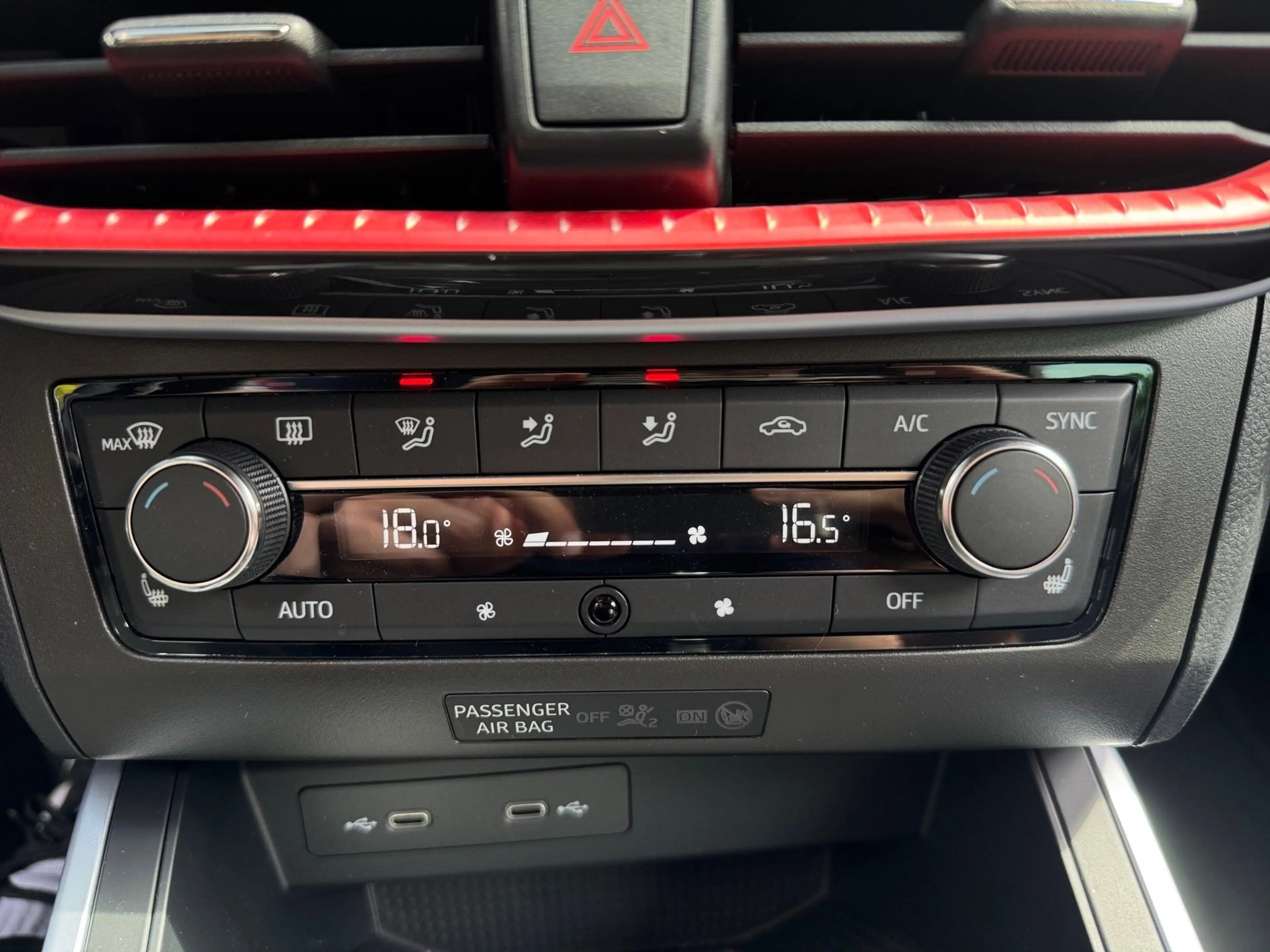 SEAT Arona 1.5 TSI FR DSG+ACC+AUT+LED+Navi+Virtual+LM — photo 15
