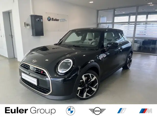 Mini Cooper S 3 türig Favoured Trim Navi Leder HUD HK Sound 360°