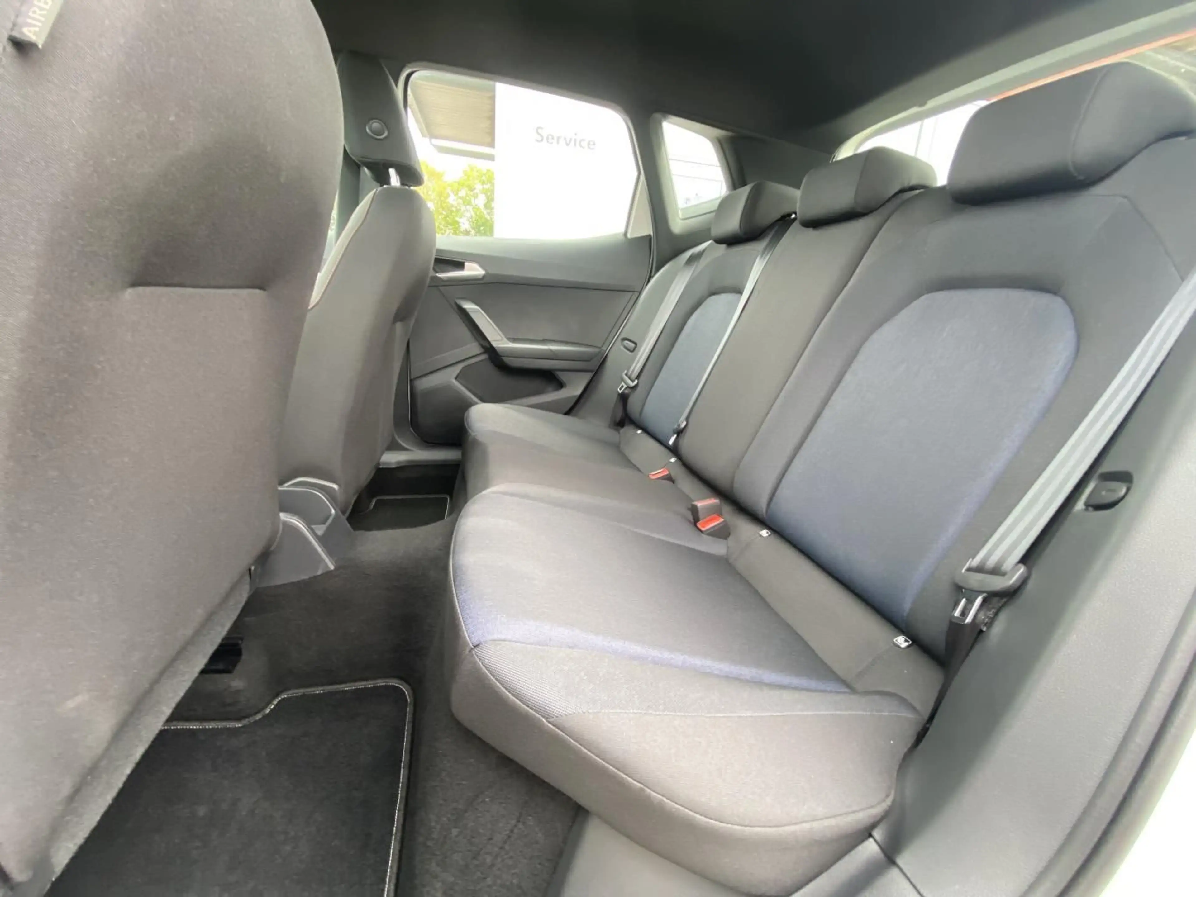 SEAT Arona 1.0 TSI FR AHK+VIRTUAL-COCKPIT+NAVI-PRO+KA — photo 10