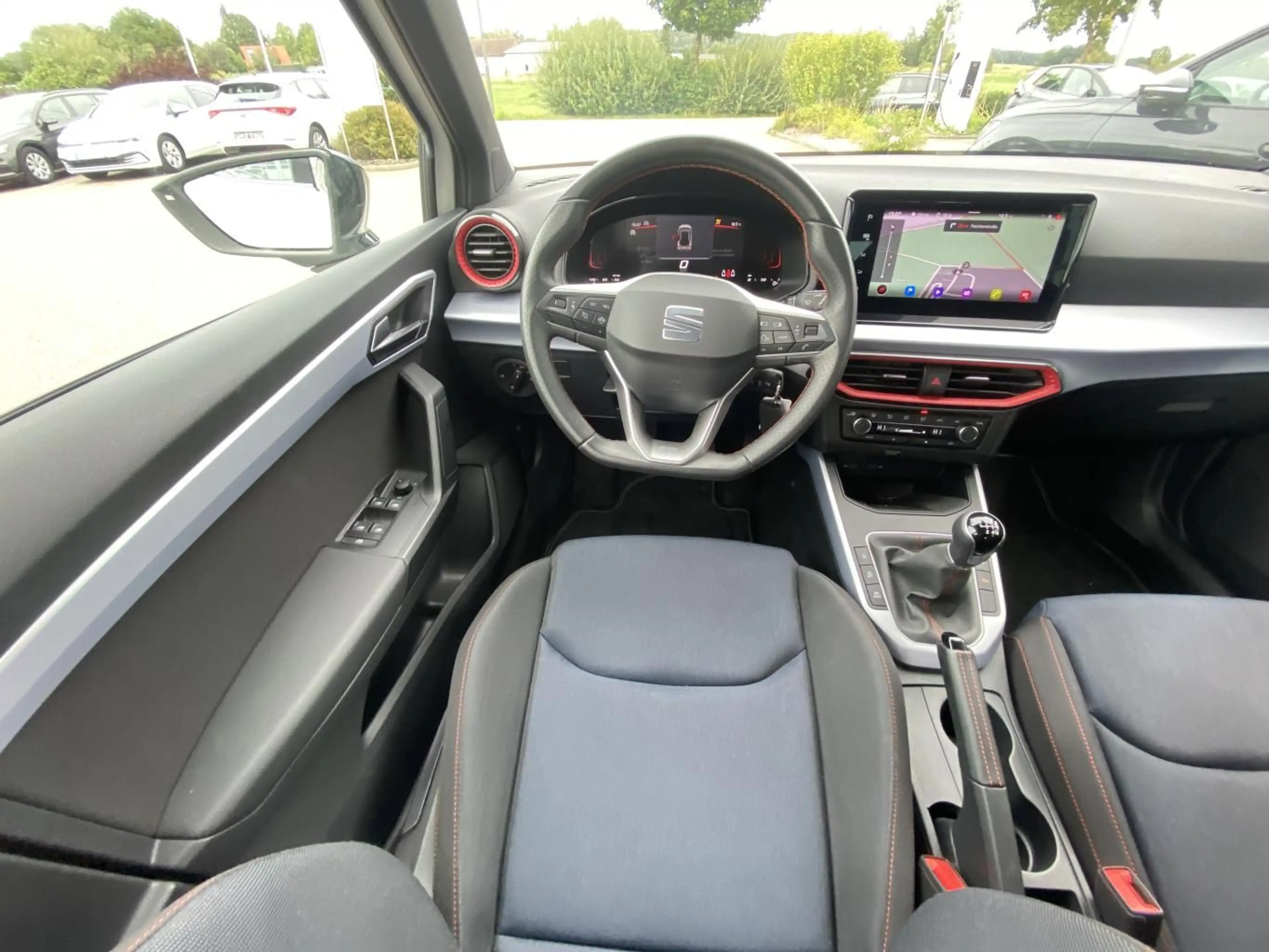 SEAT Arona 1.0 TSI FR AHK+VIRTUAL-COCKPIT+NAVI-PRO+KA — photo 11