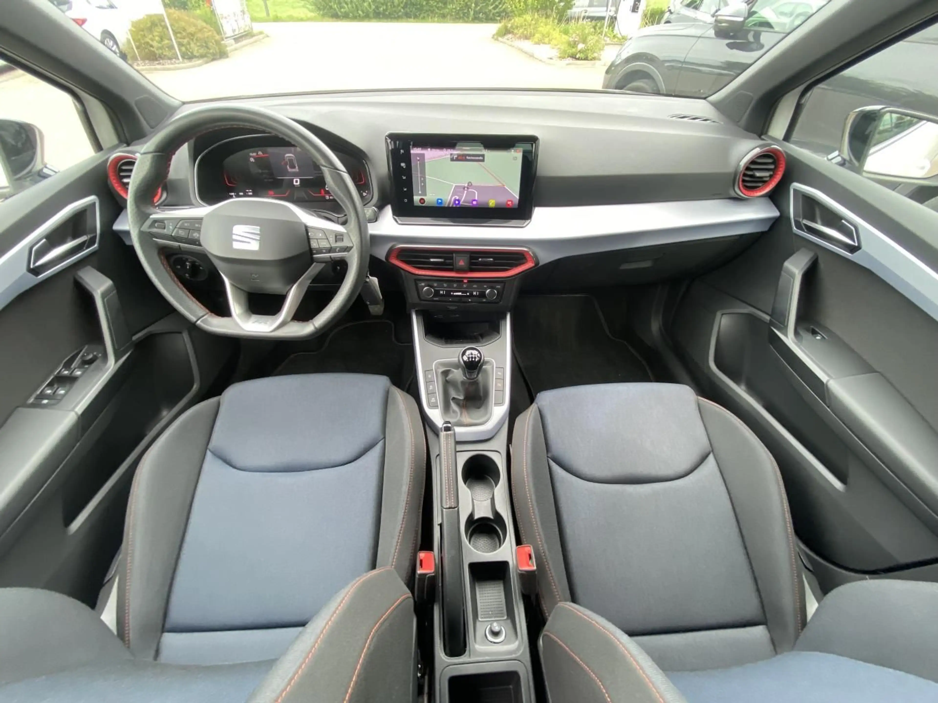 SEAT Arona 1.0 TSI FR AHK+VIRTUAL-COCKPIT+NAVI-PRO+KA — photo 12