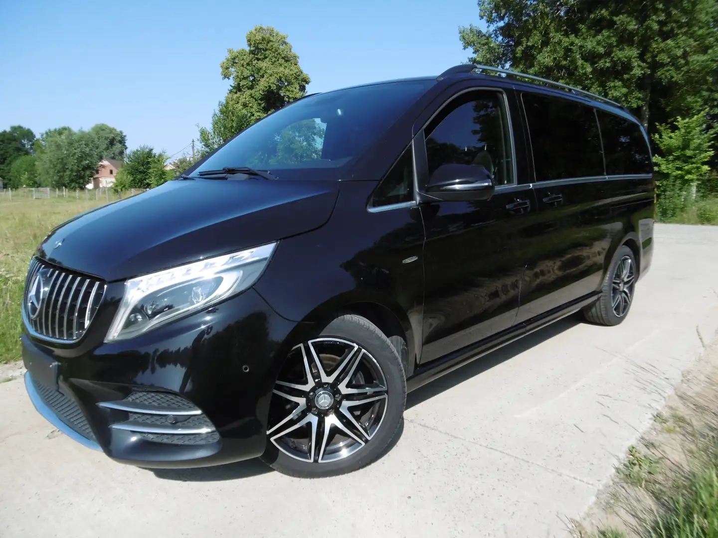 Mercedes-Benz V 250 (BlueTEC) d 7G-TRONIC Avantgarde netto:28840 eu Noir - 1
