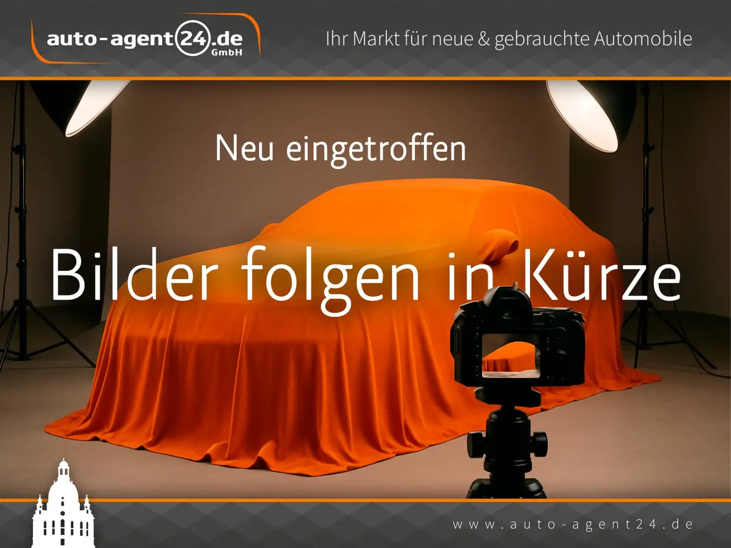 BMW 320 d Sport Line /Pano/ACC/StHzg/AHK/LiveCockpit Grijs - 1