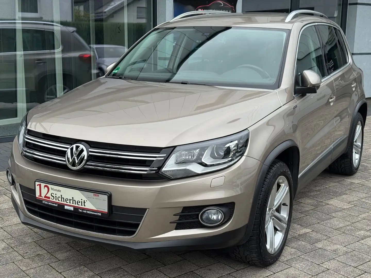 Volkswagen Tiguan 2.0 TDI Lounge Sport & Style*AHK*R-Kamera Beige - 1
