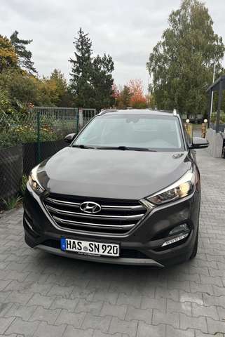 Imagine Hyundai TUCSON 2.0 CRDi 4WD Automatik Premium