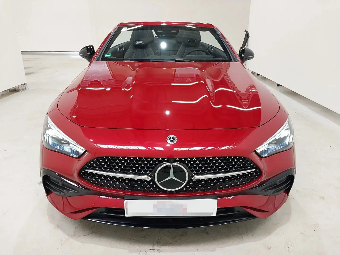 Mercedes-Benz CLE 450 Cabrio CLE 450 4M. AMG Line Premium Plus Czerwony - 2