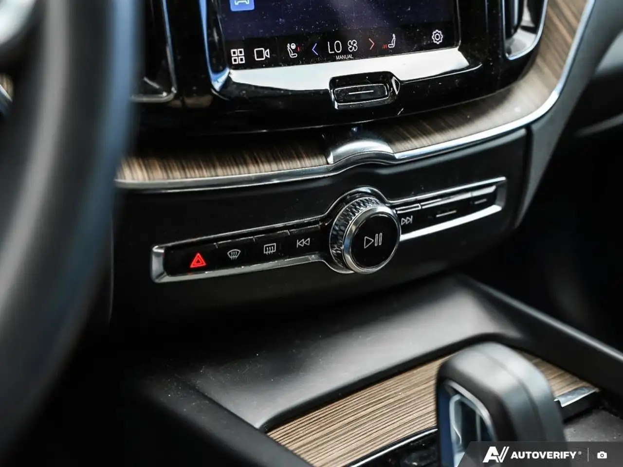 Volvo XC60 снимка Volvo XC60