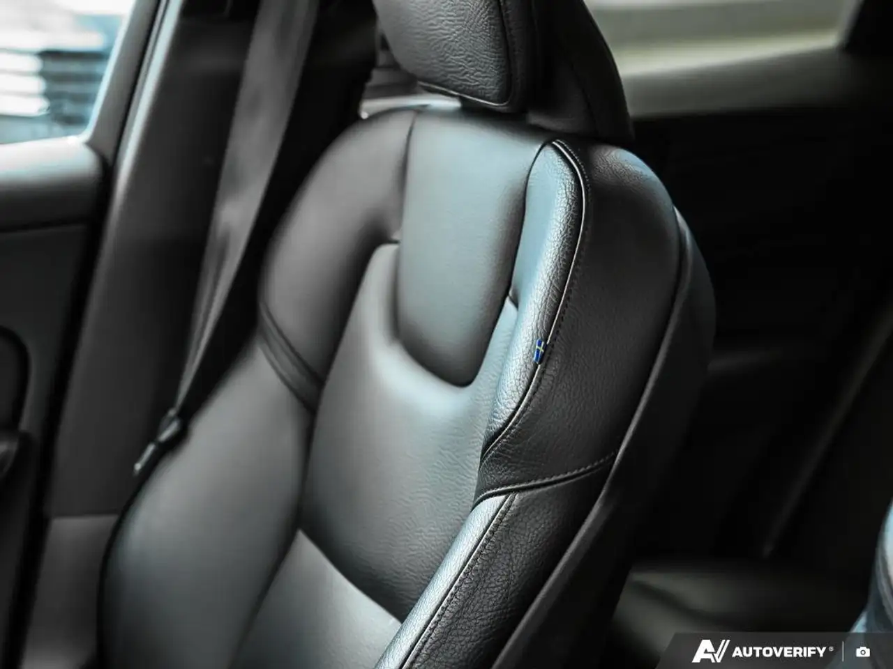 Volvo XC60 снимка Volvo XC60