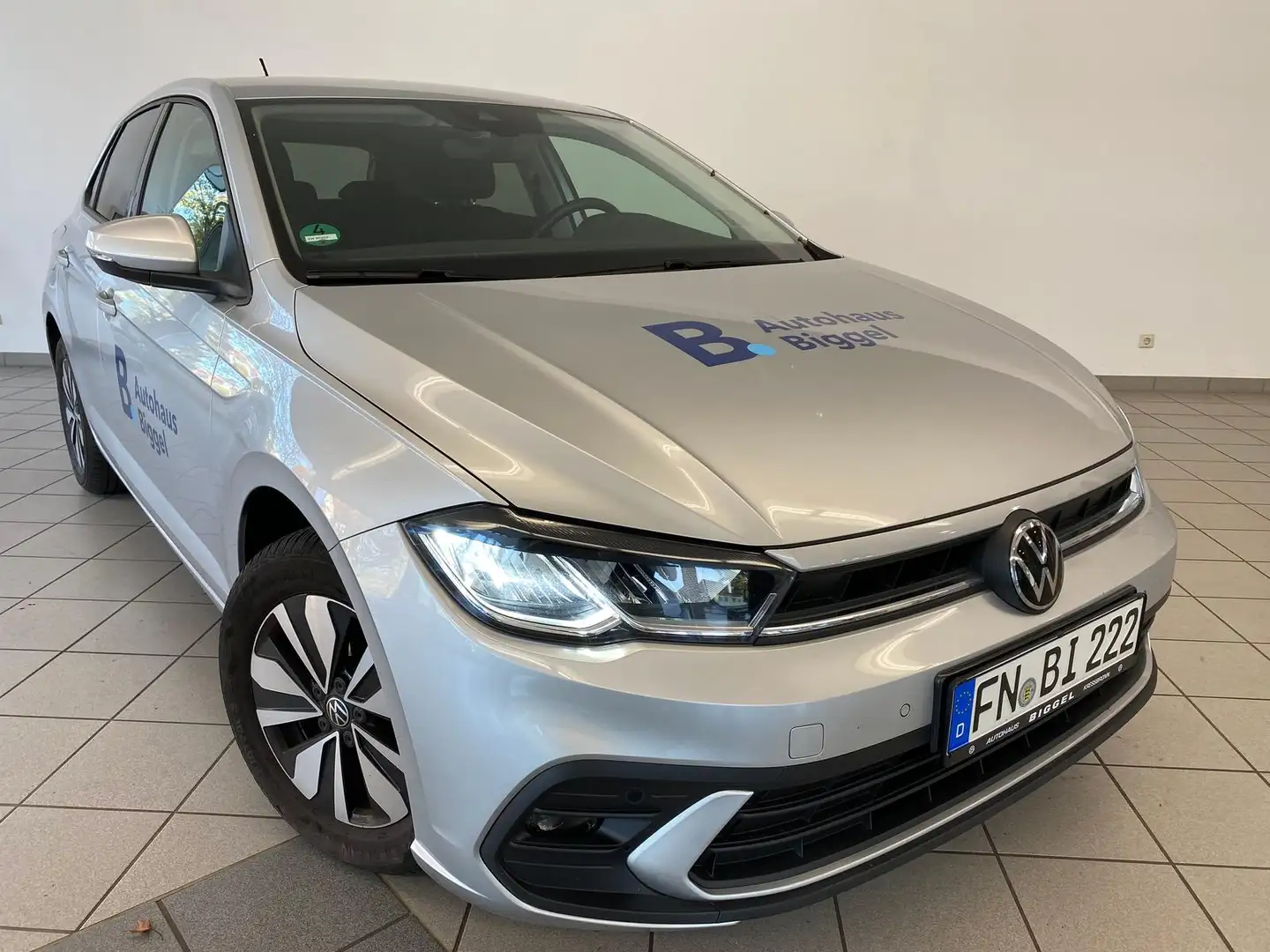Volkswagen Polo 1.0 TSI, NAVI KAMERA ACC SHZ LED Zilver - 2