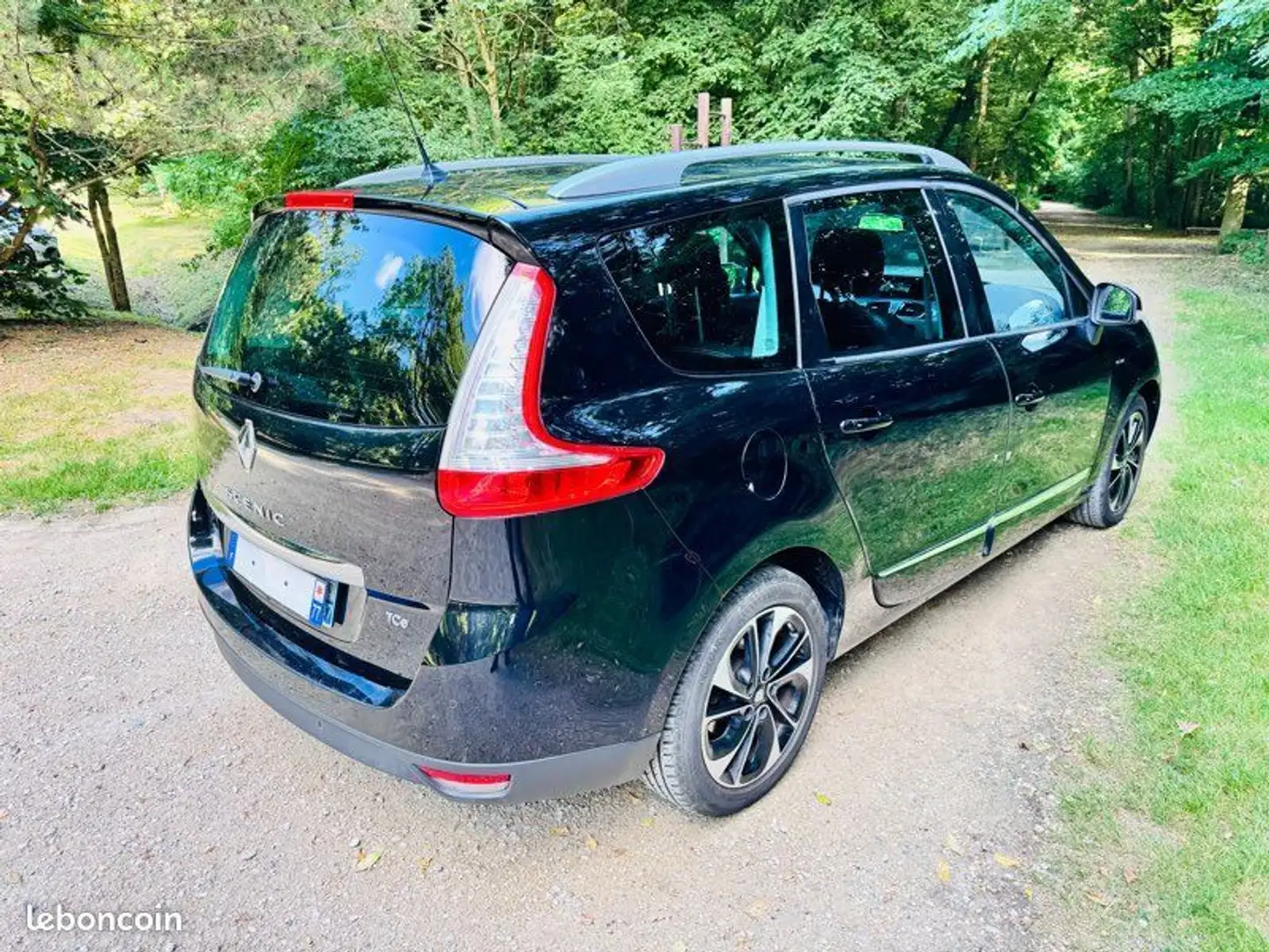 Renault Megane grand scenic 1.2 tce 130 energy 7 places bose edit Noir - 2