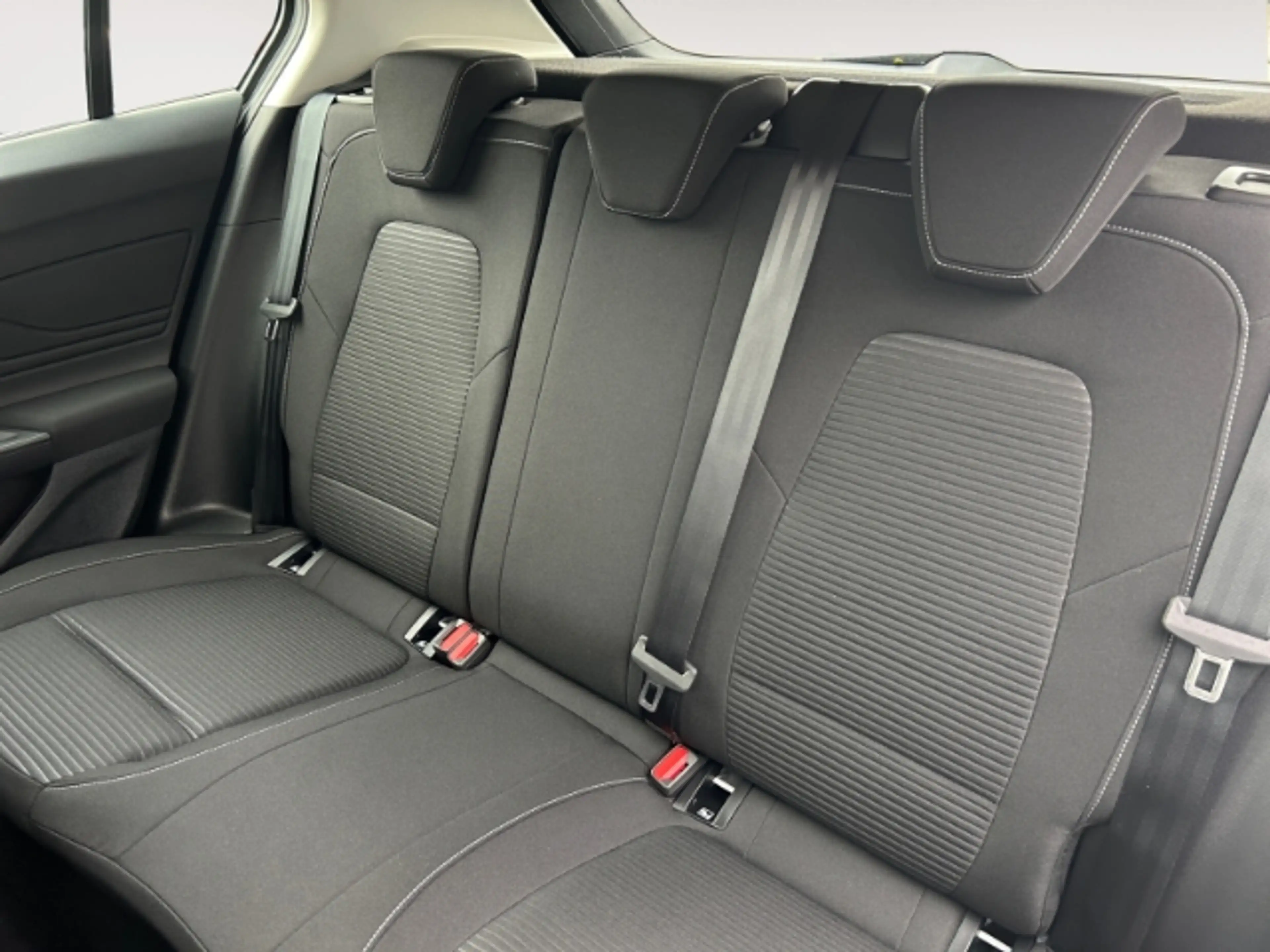 Ford Focus Mild-Hybrid Titanium Navi LED Kurvenlicht Scheinwe — photo 9