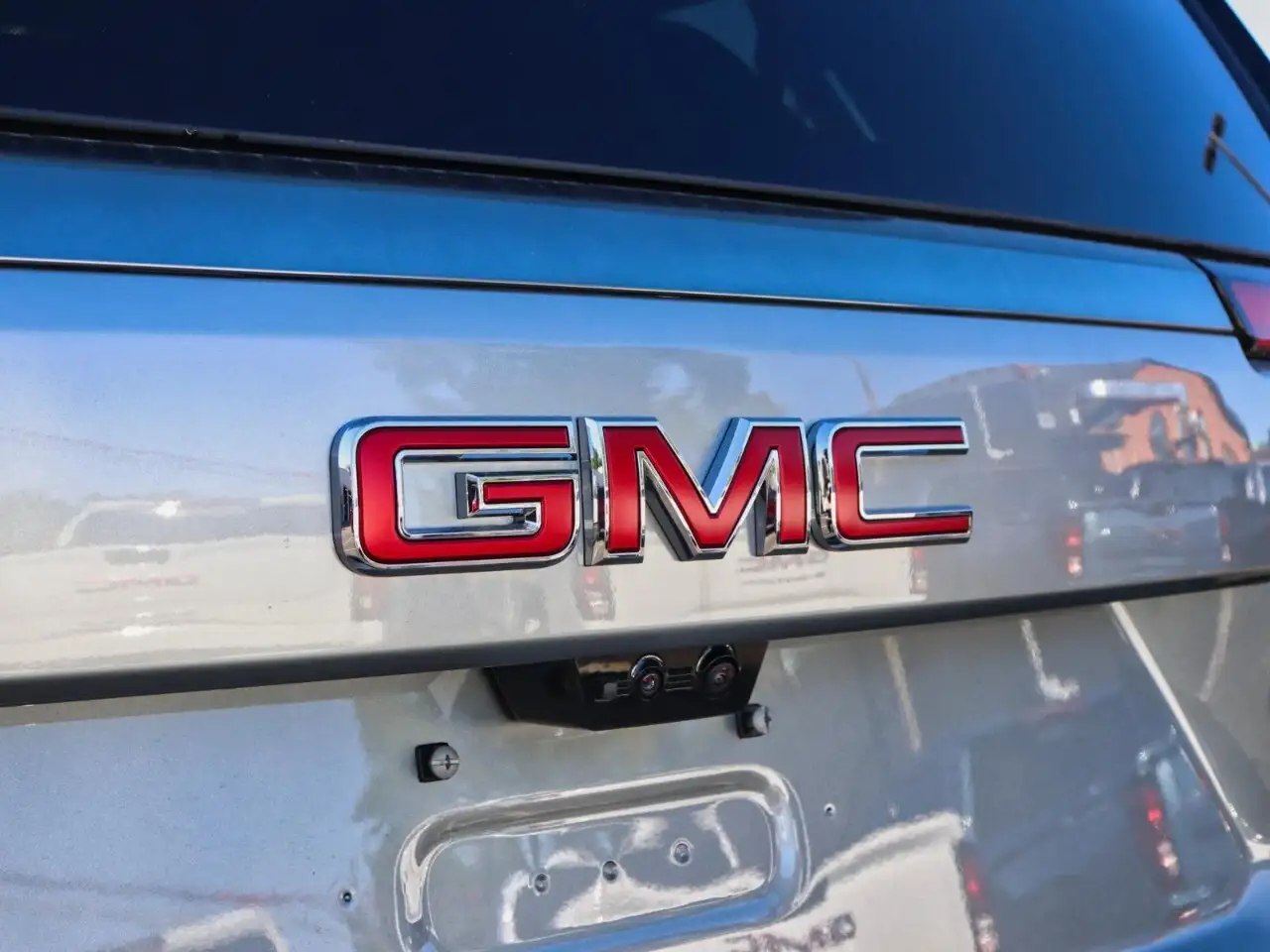 GMC Yukon снимка GMC Yukon