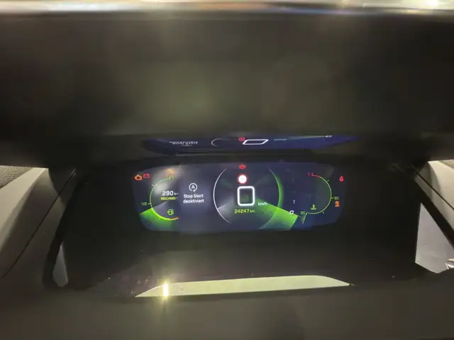 Peugeot 208 view 15