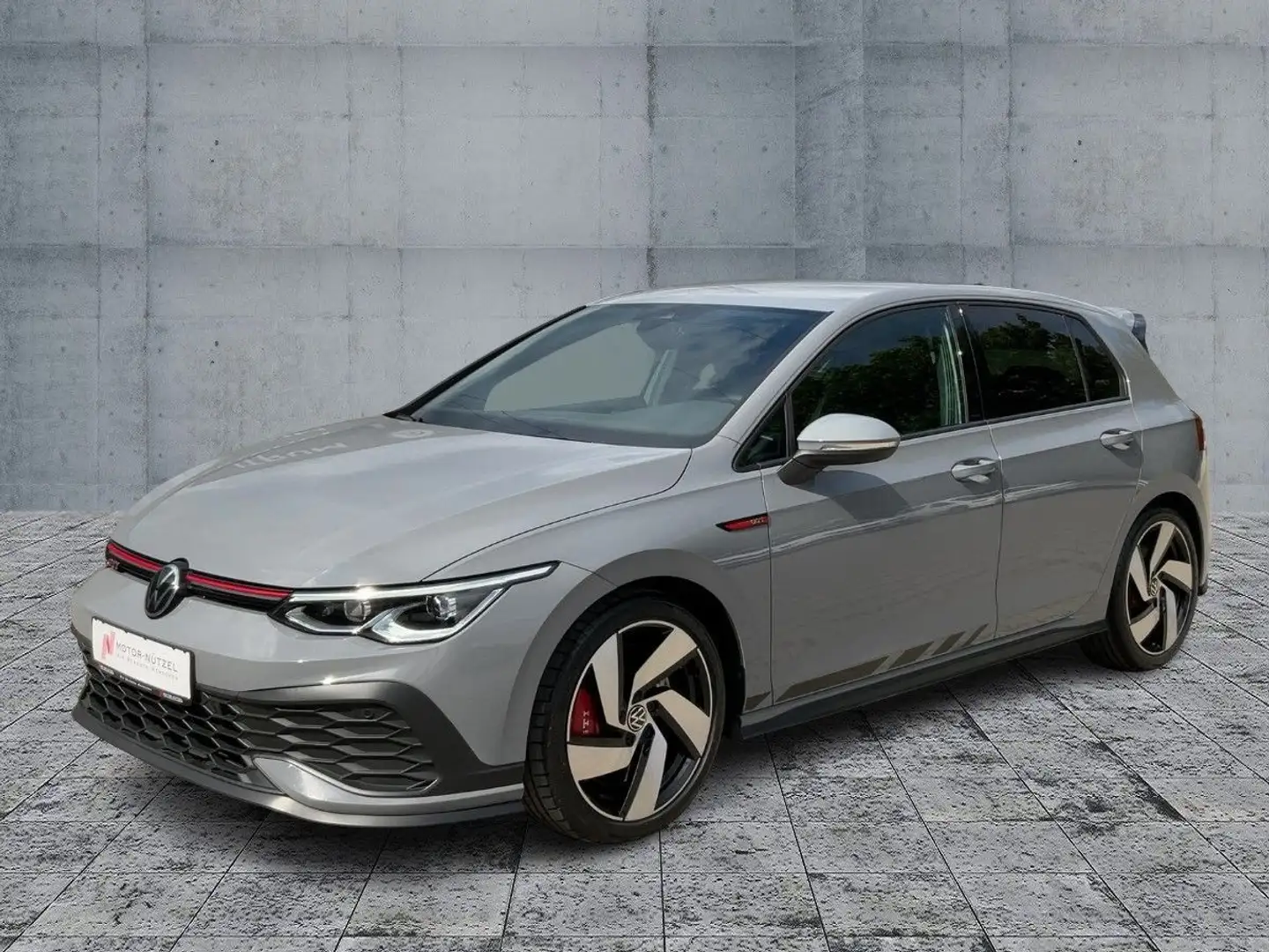 Volkswagen Golf GTI Golf VIII GTI Clubsport LEDplus+NAV+ACC+SHZ+PDC Grijs - 2