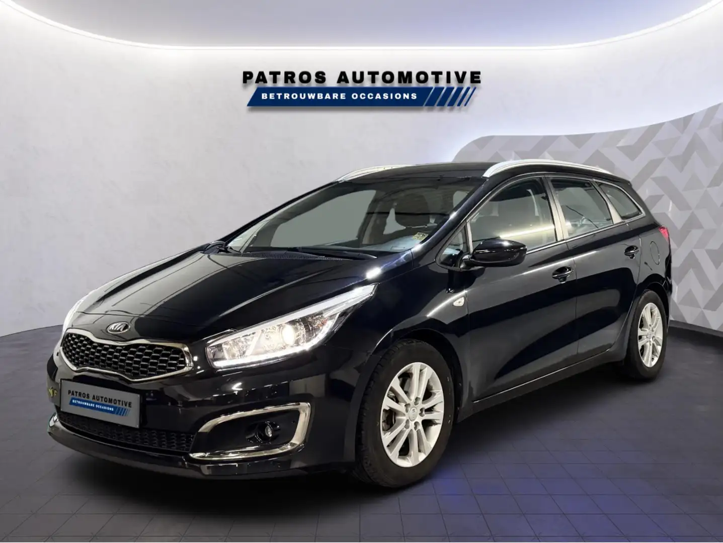 Kia Ceed SW / cee'd SW Kia Ceed Sportswagon 1.4 T-GDi DynamicLine | Navig Zwart - 1