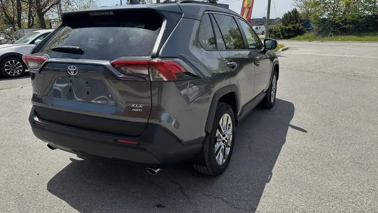 Toyota RAV 4 снимка Toyota RAV 4