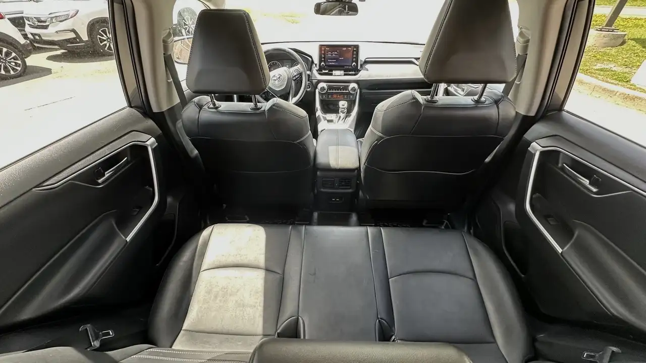 Toyota RAV 4 снимка Toyota RAV 4