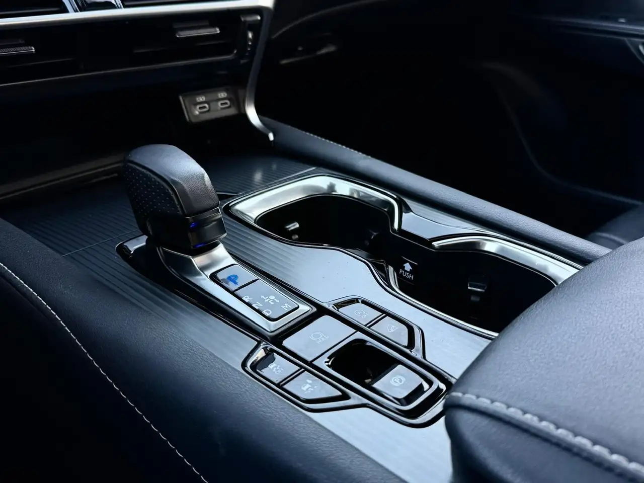 Lexus RX снимка Lexus RX