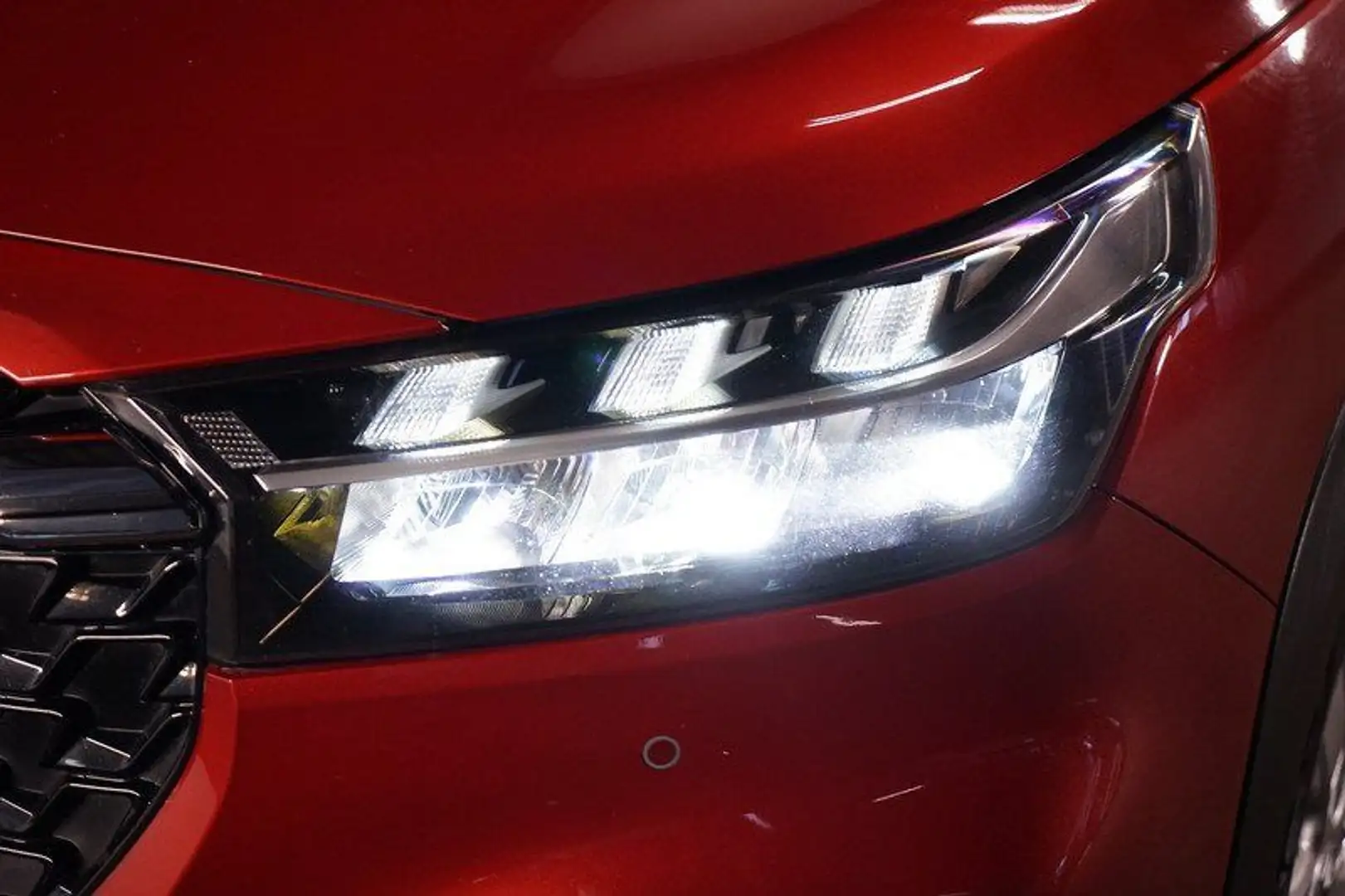 Suzuki SX4 S-Cross 360°/ACC/AUT/KeyLess/LED/Navi/SHZ Червоний - 2