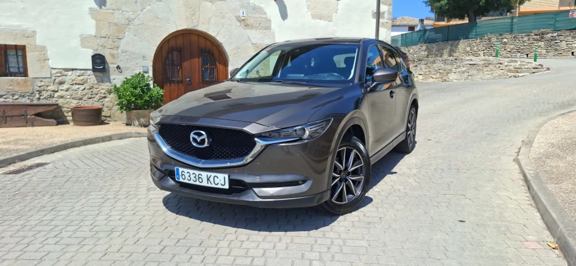 Mazda CX-5 2.2D Zenith 2WD 110Kw Marrón - 1