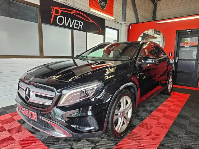 Mercedes-Benz GLA 220 220 4-m 270023KMS