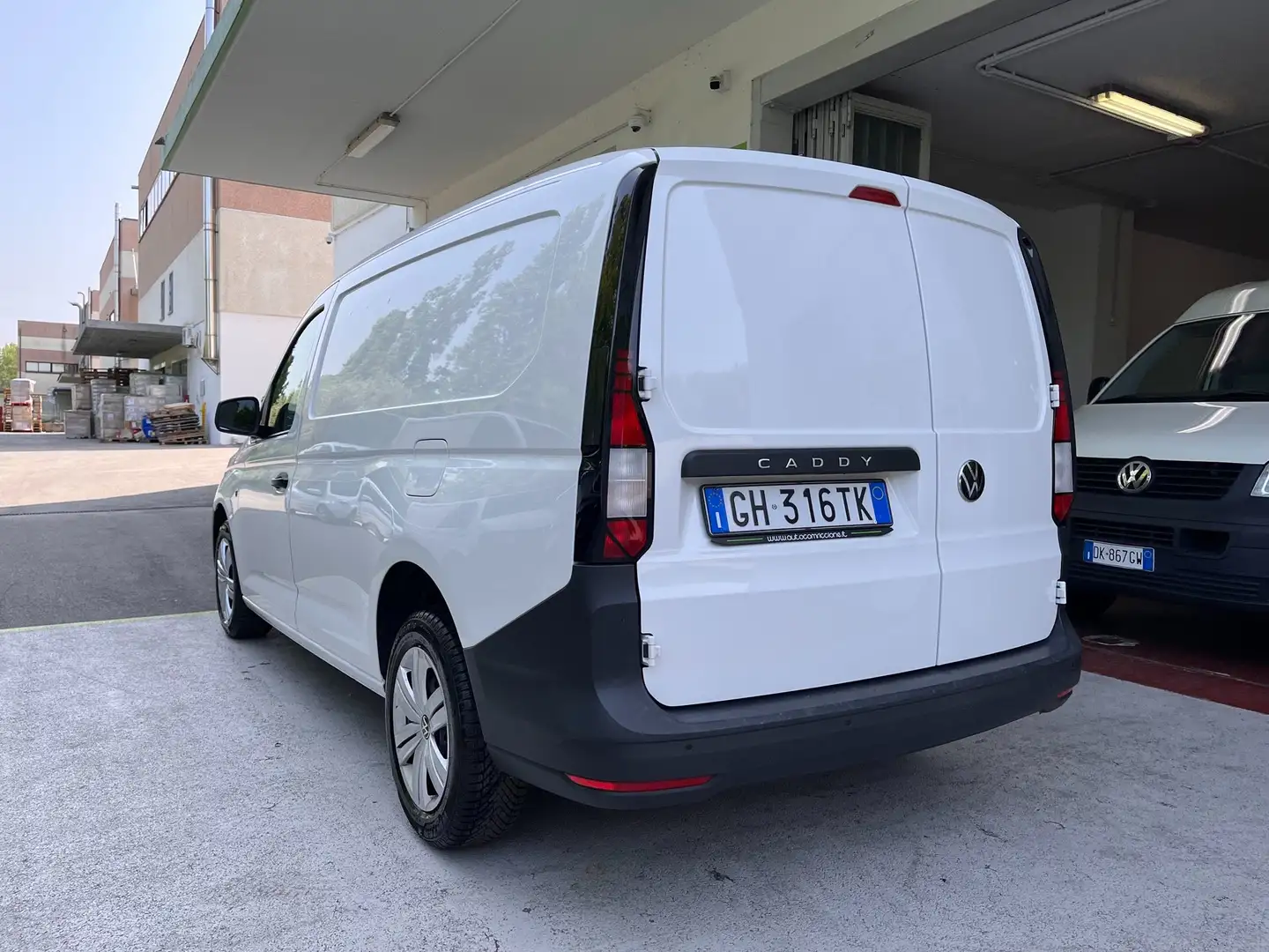 Volkswagen Caddy 2.0 TDI MAXI BUSINESS GARANZIA 24 MESI SERVICE Bianco - 2