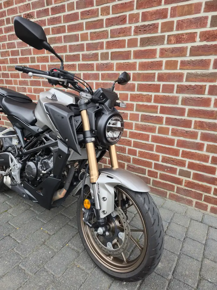 Honda CB 125