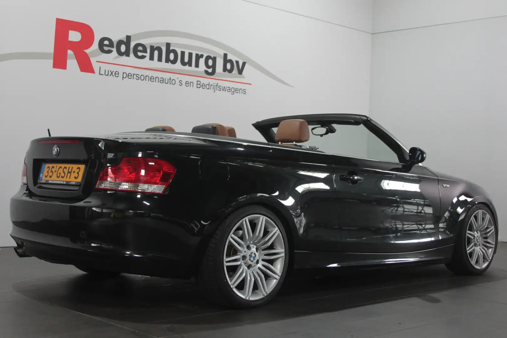 BMW 120 1-serie Cabrio 120i High Executive // VERKOCHT Zwart - 2