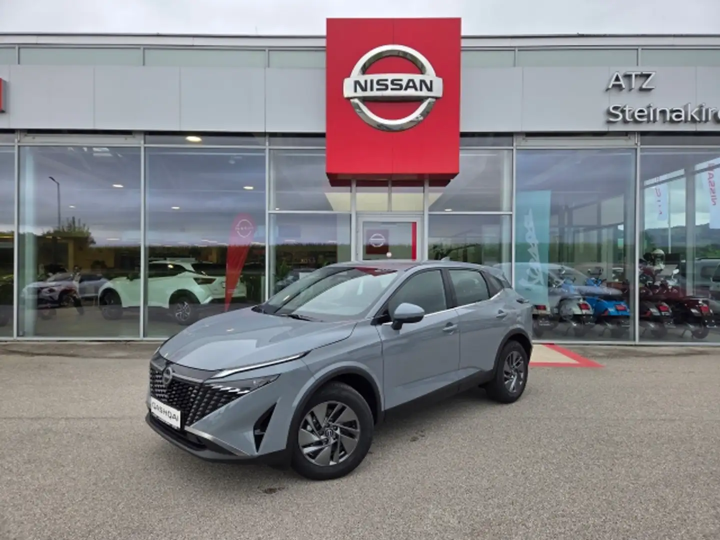 Nissan Qashqai ACENTA+ 1.3DIG-T MHEV 158PS XTRONIC Grijs - 1