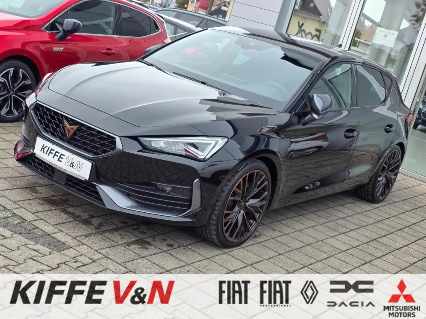 CUPRA Leon VZ e-Hybrid 180kW Full Link SHz ACC/PCC Schwarz - 1